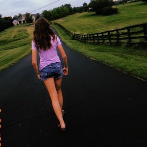 Meet your Posher, Claire